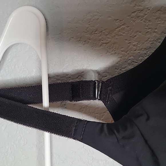 Torrid Black 40G Curve Adjustable Bra - Picture 6 of 8